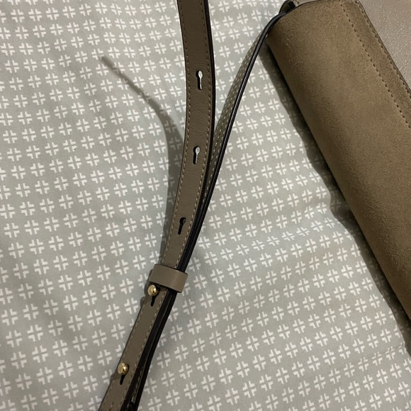 Chloe Faye - Picture 8 of 10